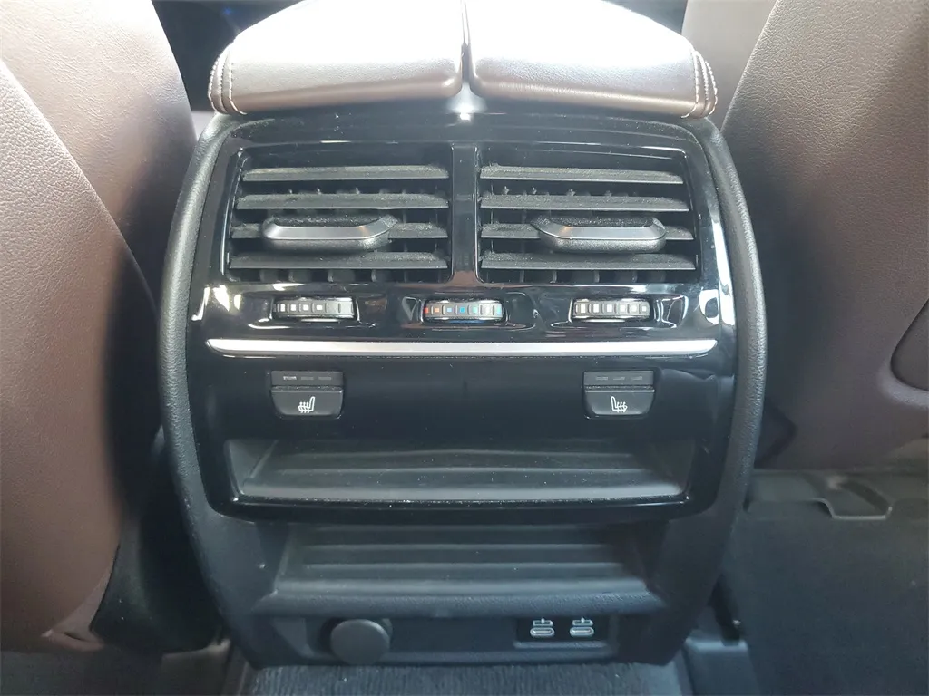 2020 Bmw M550i xDrive Sedan photo 4