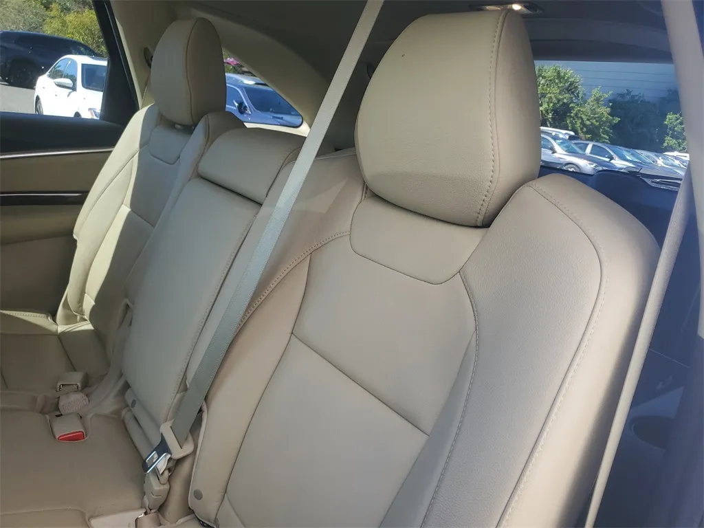 2019 Acura MDX photo 3