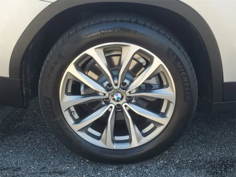 More photos of 2019 BMW X3 sDrive30i at Gravity Autos Jacksonville, FL