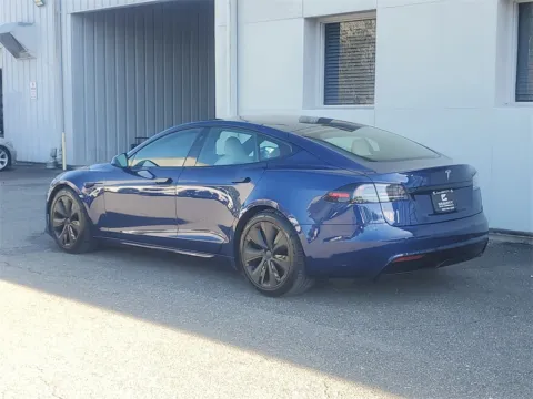 Photos of 2022 Tesla Model S for sale in Jacksonville, FL at Gravity Autos Jacksonville