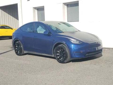 More photos of 2021 Tesla Model Y Long Range at Gravity Autos Jacksonville, FL