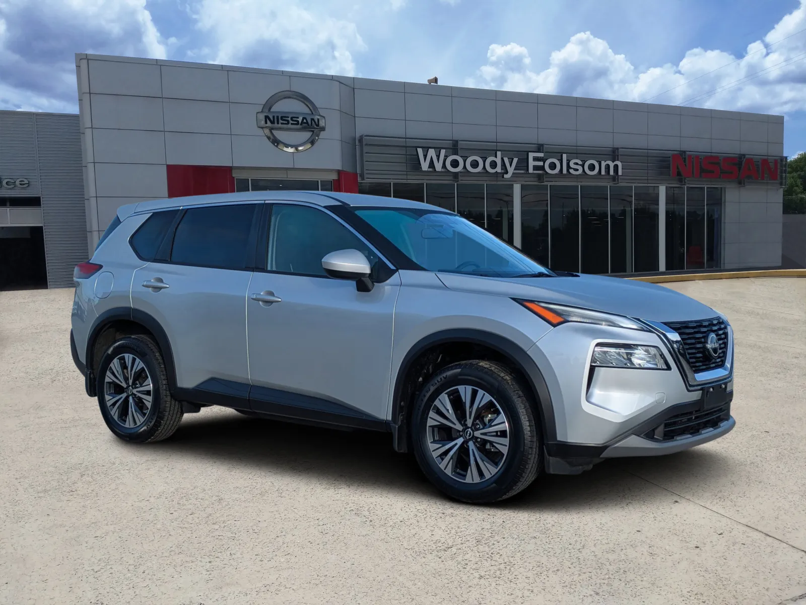2023 Nissan Rogue SV's photo