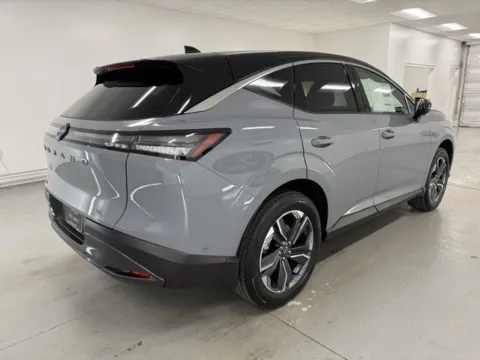 More photos of 2025 Nissan Murano SL at Woody Folsom Nissan of Vidalia, GA