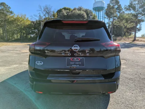 More photos of 2026 Nissan Rogue SV at Woody Folsom Nissan of Vidalia, GA