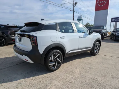 More photos of 2026 Nissan Kicks SV at Woody Folsom Nissan of Vidalia, GA