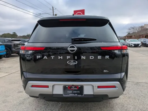 More photos of 2025 Nissan Pathfinder SL at Woody Folsom Nissan of Vidalia, GA