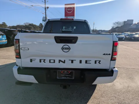 More photos of 2026 Nissan Frontier SV at Woody Folsom Nissan of Vidalia, GA