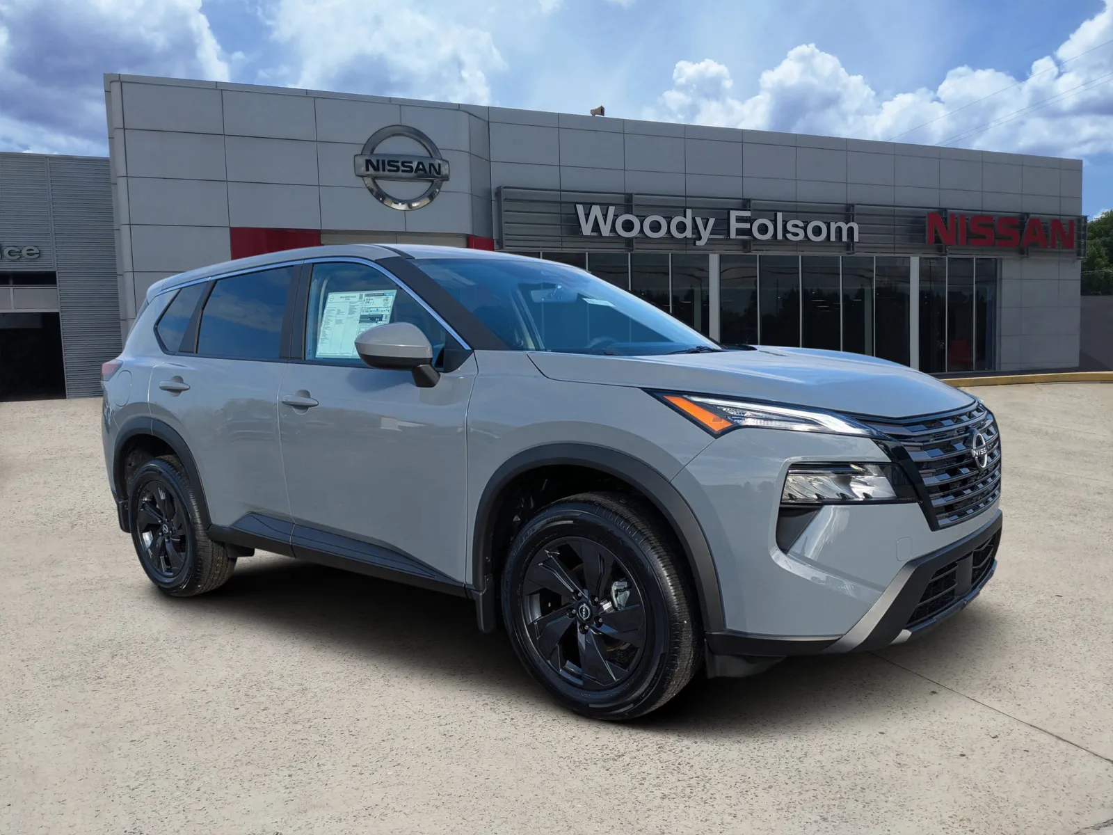 2026 Nissan Rogue SV's photo