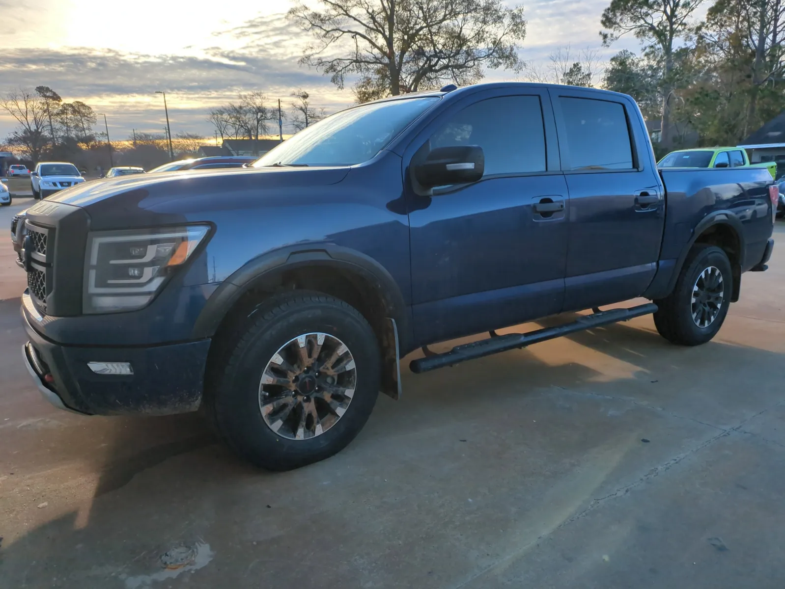 2021 Nissan Titan PRO-4X's photo