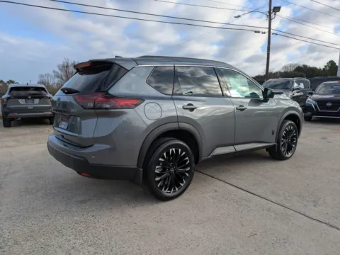 More photos of 2026 Nissan Rogue Dark Armor at Woody Folsom Nissan of Vidalia, GA