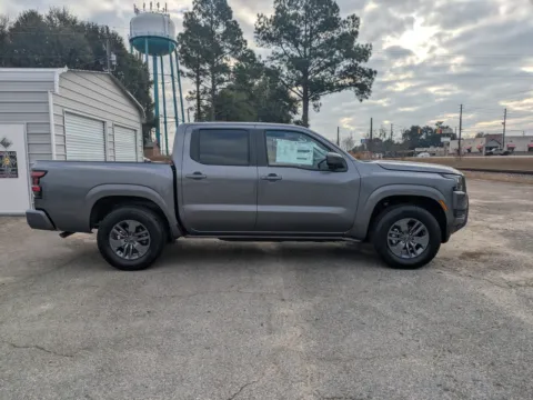 Another view of 2026 Nissan Frontier SV for sale in Vidalia, GA at Woody Folsom Nissan of Vidalia