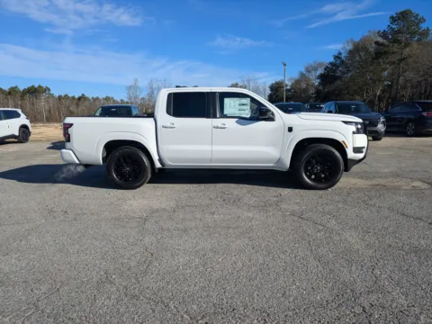 Another view of 2026 Nissan Frontier SV for sale in Vidalia, GA at Woody Folsom Nissan of Vidalia