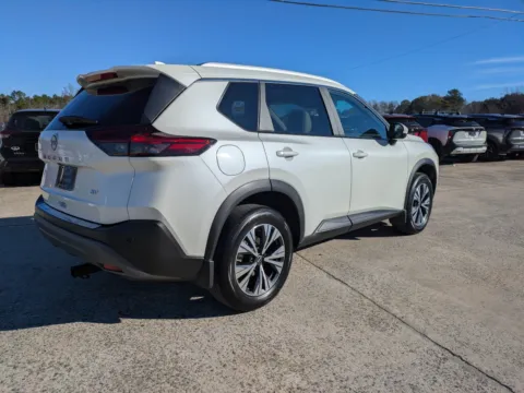More photos of 2023 Nissan Rogue SV at Woody Folsom Nissan of Vidalia, GA