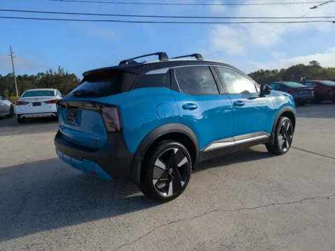 More photos of 2026 Nissan Kicks SR at Woody Folsom Nissan of Vidalia, GA