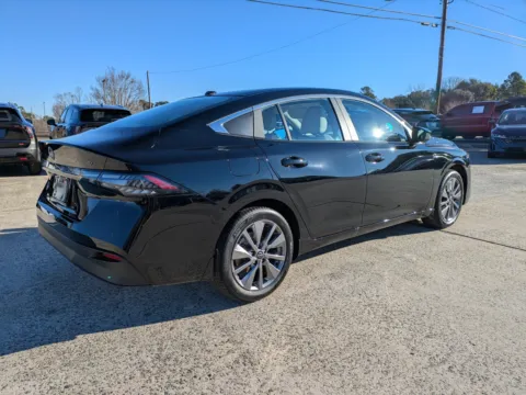More photos of 2026 Nissan Sentra SL at Woody Folsom Nissan of Vidalia, GA