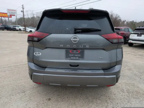 More photos of 2025 Nissan Rogue SL at Woody Folsom Nissan of Vidalia, GA