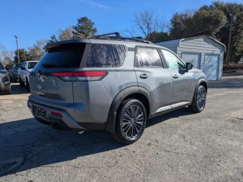 More photos of 2026 Nissan Pathfinder SL at Woody Folsom Nissan of Vidalia, GA