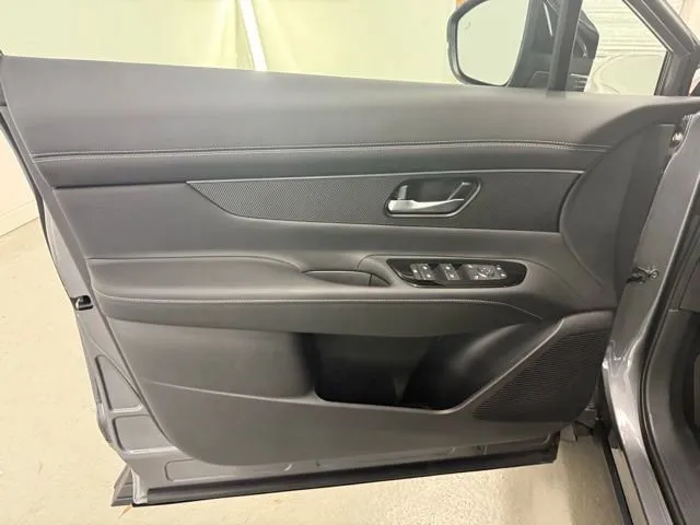 2025 Nissan Murano SV - Photo 12