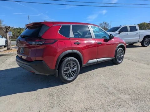 More photos of 2023 Nissan Rogue S at Woody Folsom Nissan of Vidalia, GA