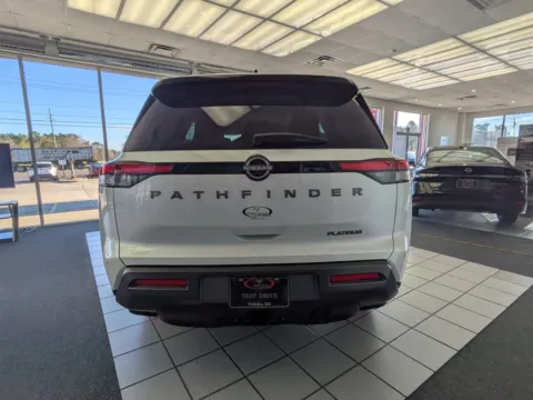 More photos of 2026 Nissan Pathfinder Platinum at Woody Folsom Nissan of Vidalia, GA