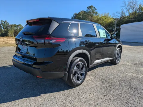 More photos of 2026 Nissan Rogue SV at Woody Folsom Nissan of Vidalia, GA
