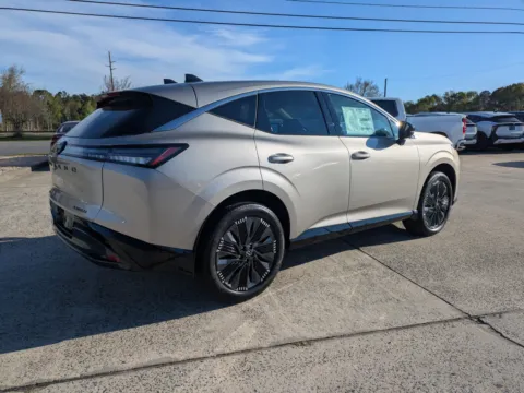 More photos of 2026 Nissan Murano Platinum at Woody Folsom Nissan of Vidalia, GA