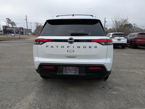 More photos of 2026 Nissan Pathfinder SV at Woody Folsom Nissan of Vidalia, GA