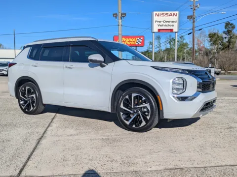 Photos of 2022 Mitsubishi Outlander SEL for sale in Vidalia, GA at Woody Folsom Nissan of Vidalia