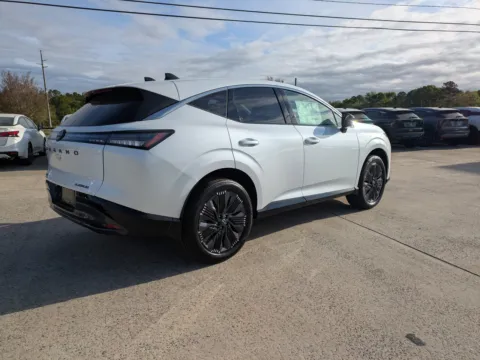 More photos of 2026 Nissan Murano Platinum at Woody Folsom Nissan of Vidalia, GA
