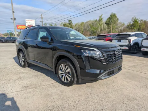 Photos of 2026 Nissan Pathfinder SL for sale in Vidalia, GA at Woody Folsom Nissan of Vidalia