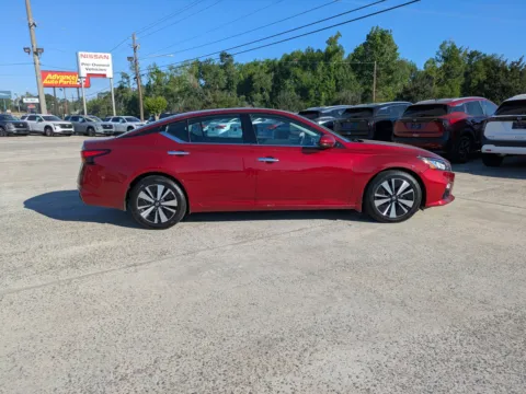 Another view of 2019 Nissan Altima 2.5 SL for sale in Vidalia, GA at Woody Folsom Nissan of Vidalia