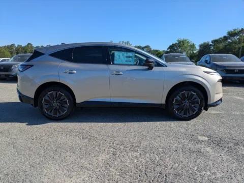 Another view of 2026 Nissan Murano Platinum for sale in Vidalia, GA at Woody Folsom Nissan of Vidalia