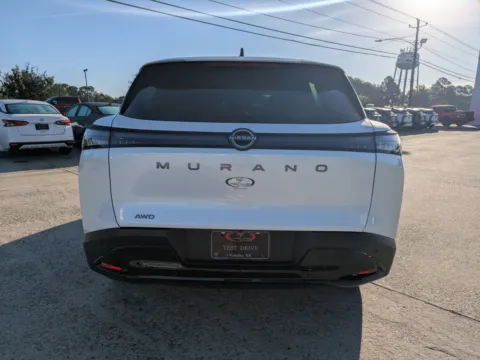 More photos of 2026 Nissan Murano SV at Woody Folsom Nissan of Vidalia, GA
