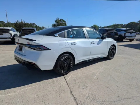 More photos of 2026 Nissan Sentra SR at Woody Folsom Nissan of Vidalia, GA