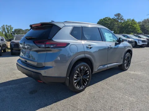 More photos of 2026 Nissan Rogue Dark Armor at Woody Folsom Nissan of Vidalia, GA