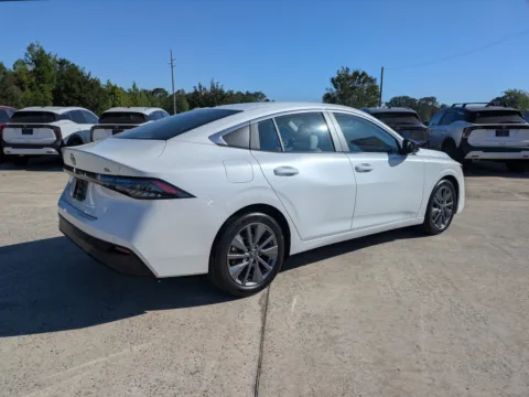 More photos of 2026 Nissan Sentra SL at Woody Folsom Nissan of Vidalia, GA
