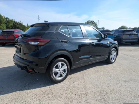 More photos of 2025 Nissan Kicks Play S at Woody Folsom Nissan of Vidalia, GA