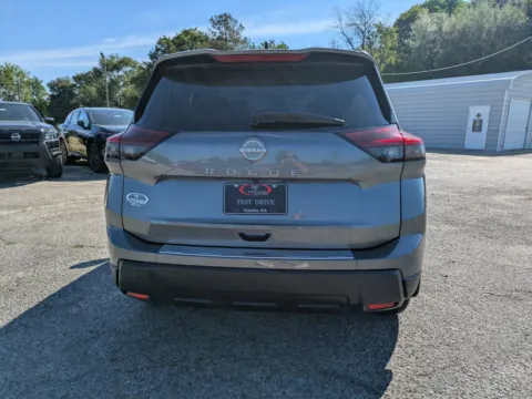 More photos of 2026 Nissan Rogue SV at Woody Folsom Nissan of Vidalia, GA