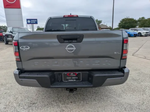 More photos of 2025 Nissan Frontier SL at Woody Folsom Nissan of Vidalia, GA