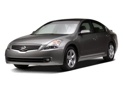 Silver 2009 Nissan Altima 2.5 for sale in Vidalia, GA