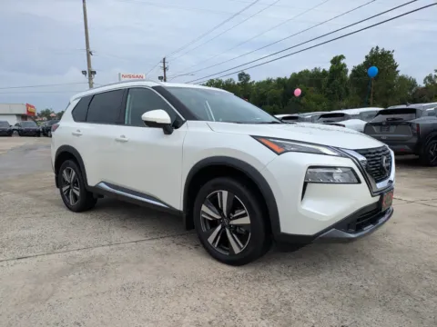 Photos of 2023 Nissan Rogue SL for sale in Vidalia, GA at Woody Folsom Nissan of Vidalia