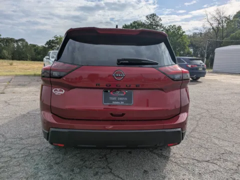 More photos of 2026 Nissan Rogue Dark Armor at Woody Folsom Nissan of Vidalia, GA