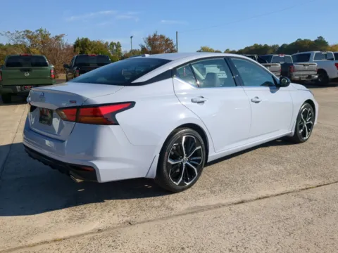 More photos of 2026 Nissan Altima SR at Woody Folsom Nissan of Vidalia, GA