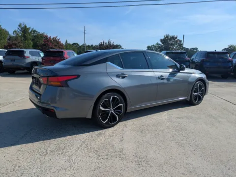 More photos of 2024 Nissan Altima 2.5 SR at Woody Folsom Nissan of Vidalia, GA