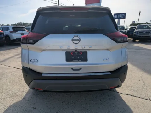 More photos of 2023 Nissan Rogue SV at Woody Folsom Nissan of Vidalia, GA