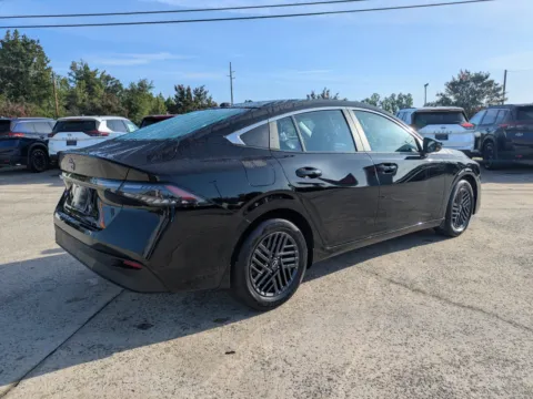 More photos of 2026 Nissan Sentra SV at Woody Folsom Nissan of Vidalia, GA