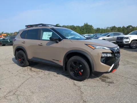 Photos of 2026 Nissan Rogue Rock Creek for sale in Vidalia, GA at Woody Folsom Nissan of Vidalia