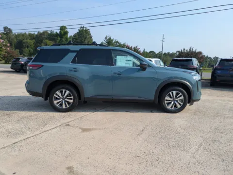 Another view of 2026 Nissan Pathfinder SL for sale in Vidalia, GA at Woody Folsom Nissan of Vidalia