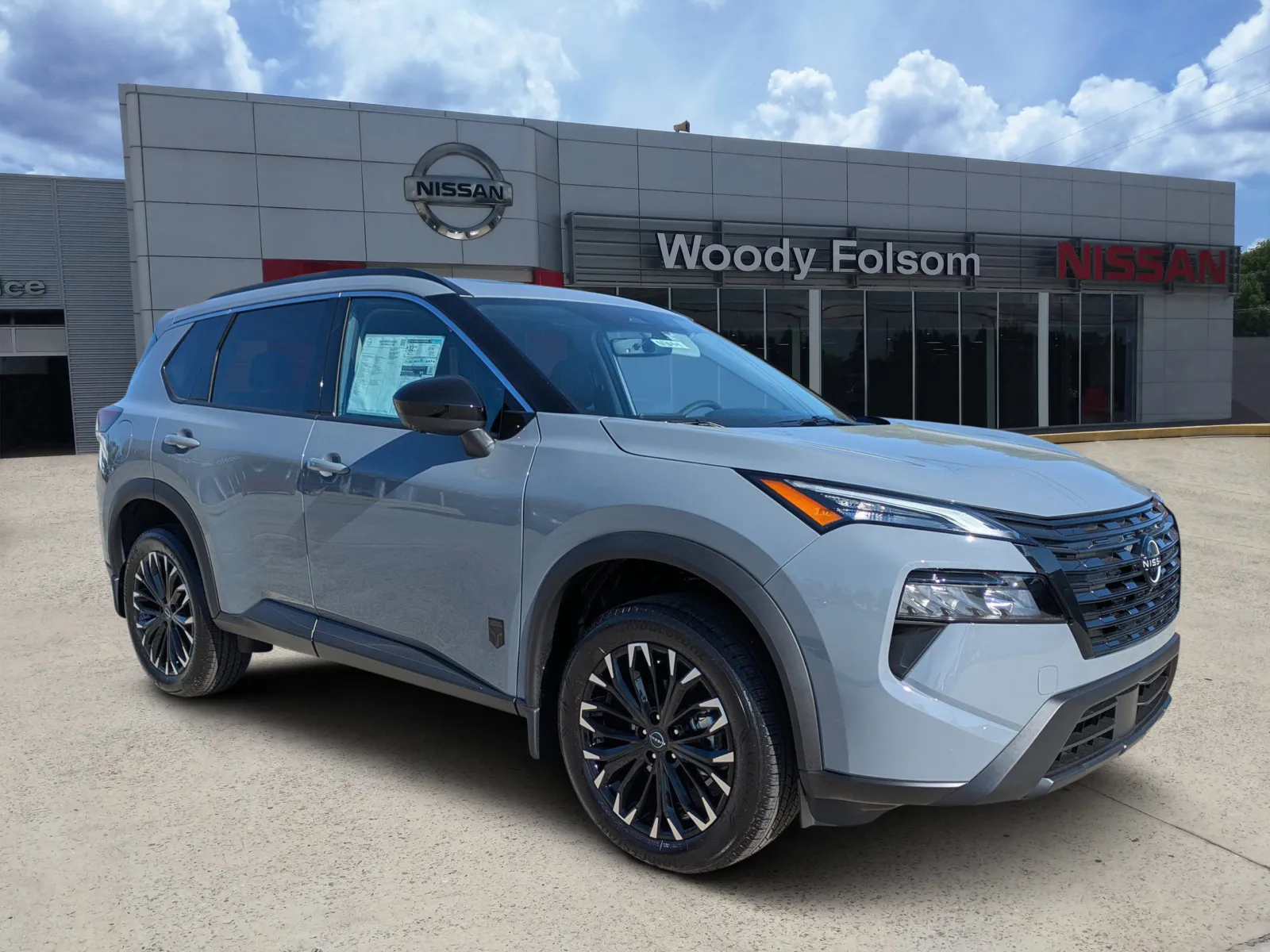 2026 Nissan Rogue Dark Armor