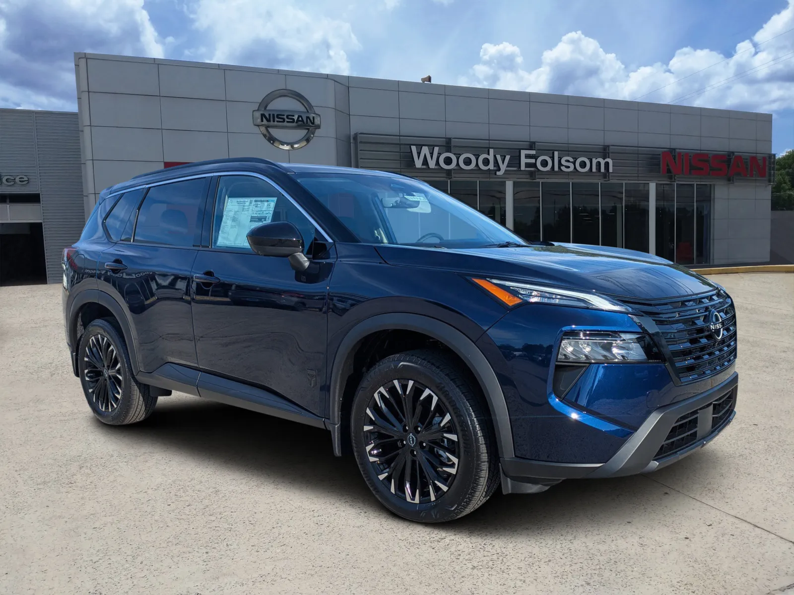 2026 Nissan Rogue Dark Armor